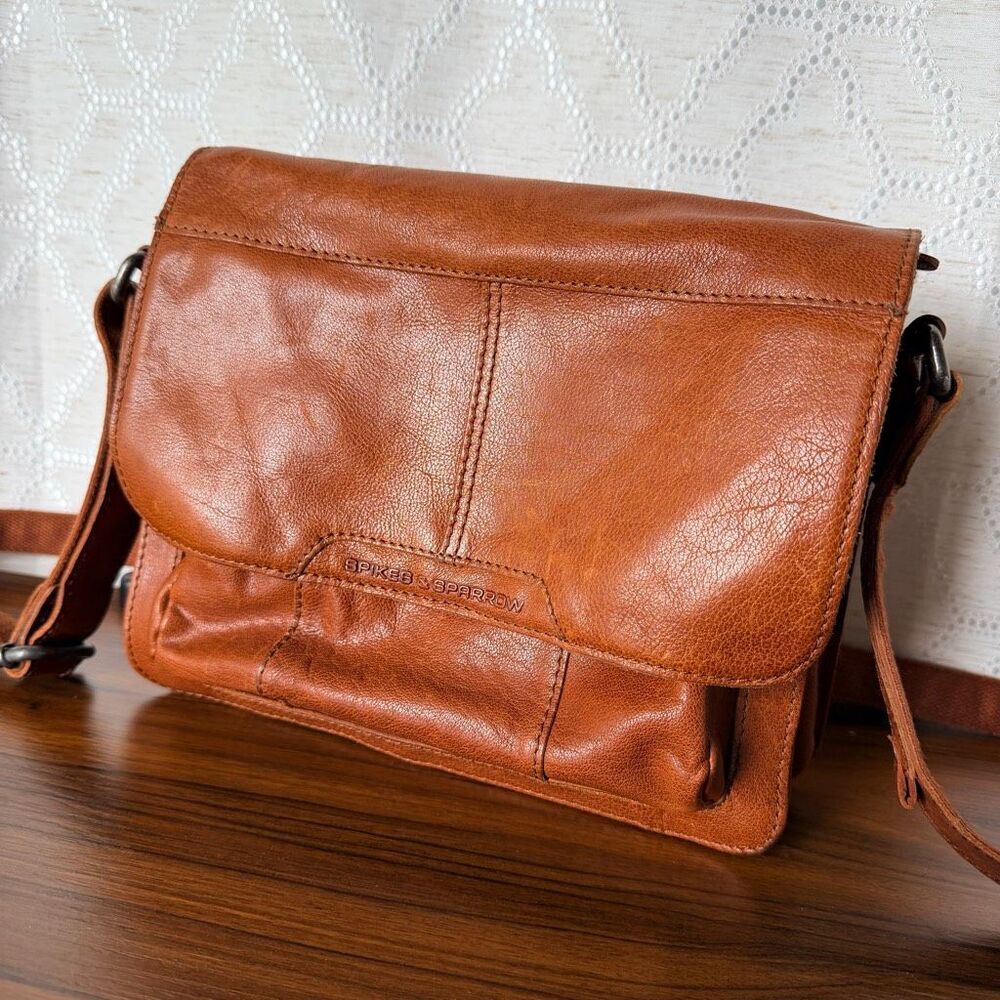 Spikes & Sparrow Rich Leather Messenger Shoulder Bag Boho Hippie Professional